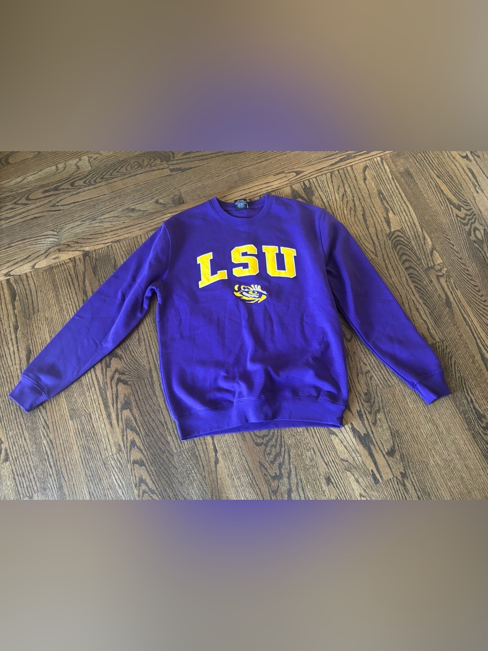 Men's Colosseum Purple LSU Tigers Arch & Logo Crew Neck Sweatshirt - M